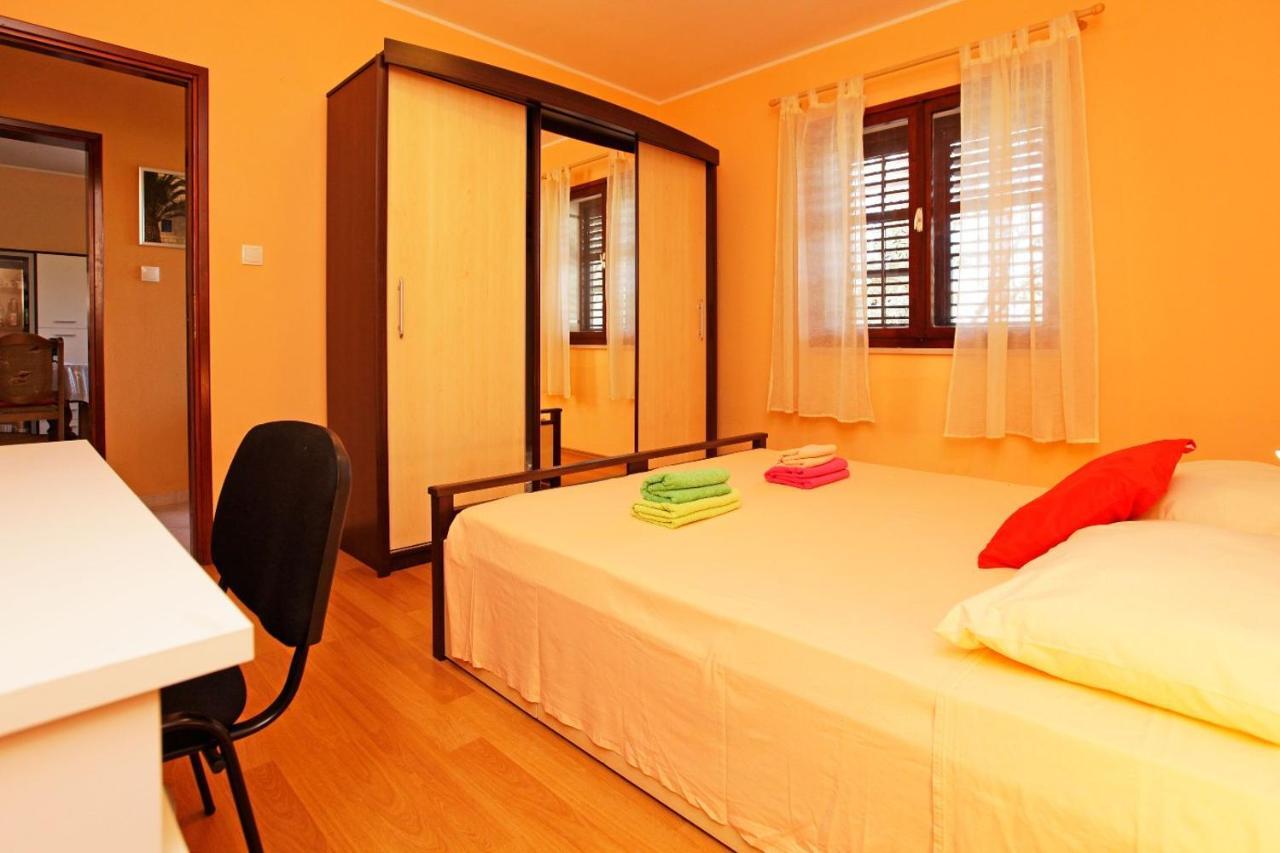 Olive'S Garden House Villa Vela Luka Exteriör bild